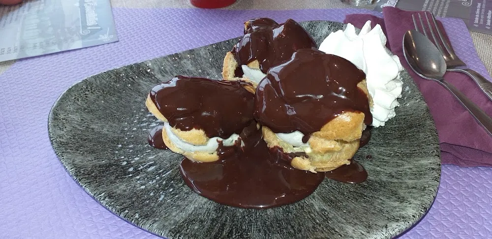 Profiteroles
